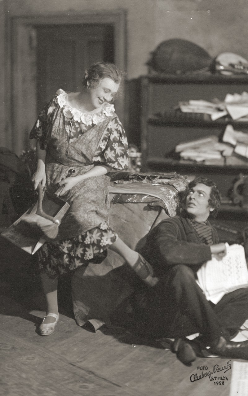 Patrasket. Oscarsteatern, 1928. Tollie Zellman som köksan Majken och Håkan Westergren som Felix Meng. <BR>Musik- och teaterbiblioteket.