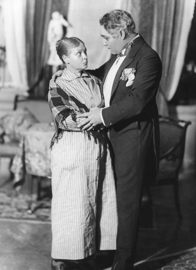 Swedenhielms. Dramaten, 1925. Anders de Wahl som Swedenhielm senior och Hilda Borgström som Boman. <BR>Kungliga Dramatiska teaterns arkiv.